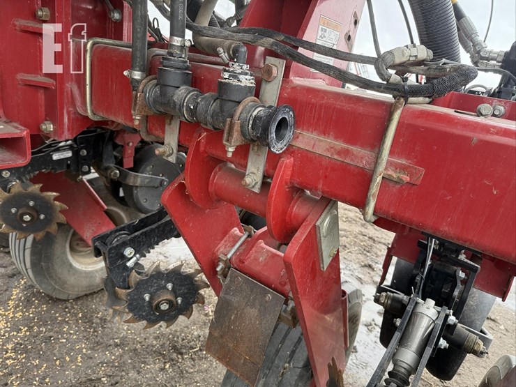 case-ih-1250-image-25