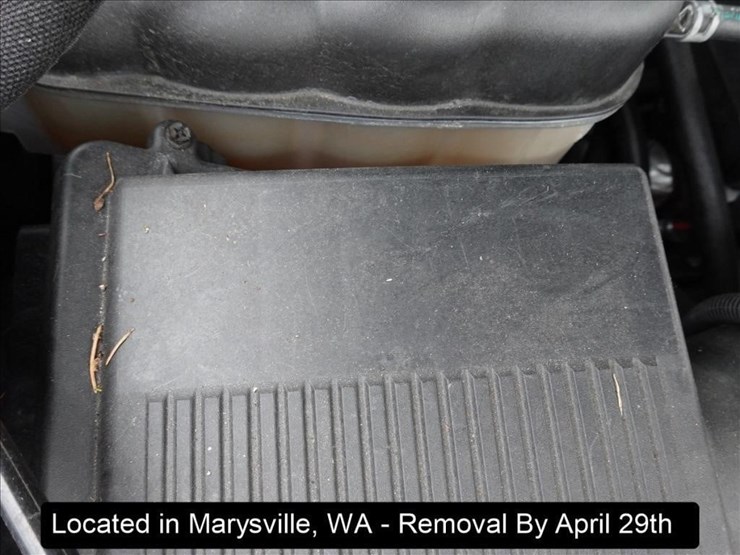 2017-chevrolet-tahoe-image-26