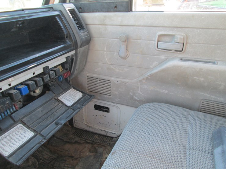 1994-chevrolet-w4-image-24