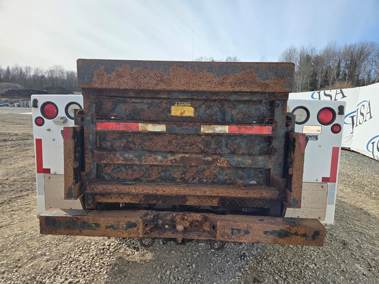 2003-chevrolet-3500-image-4