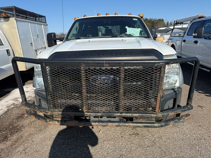 2012-ford-f550-xl-image-7