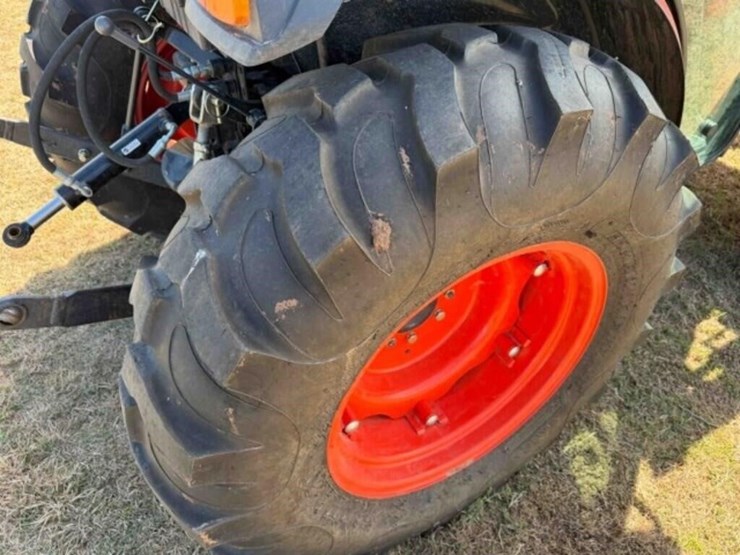 2018-kioti-dk4210-se-tractor-image-14