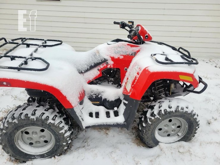 2009-caterpillar-550-image-3