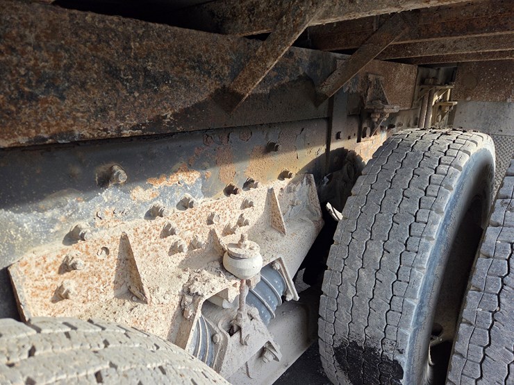 1998-international-paystar-5000-image-23