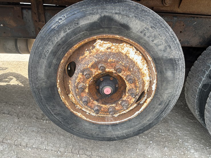 1999-sterling-l9513-image-82