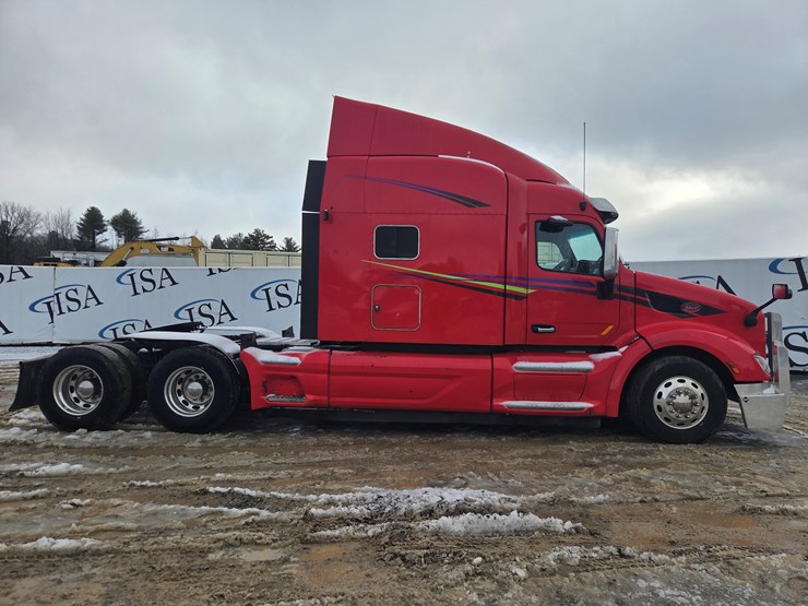 peterbilt-579-image-6