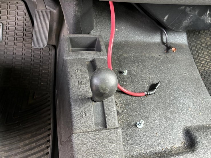 2012-gmc-sierra-3500-image-17