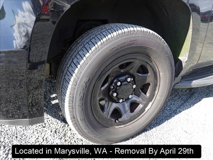 2018-chevrolet-tahoe-image-18