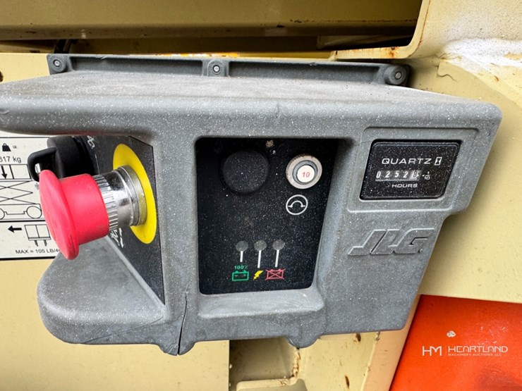 2018-jlg-3246es-image-10