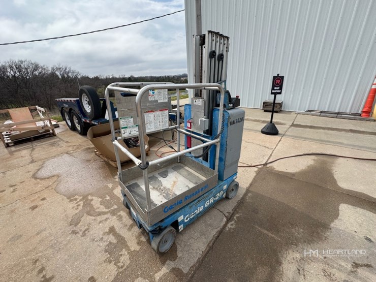 2013-genie-gr20-image-4