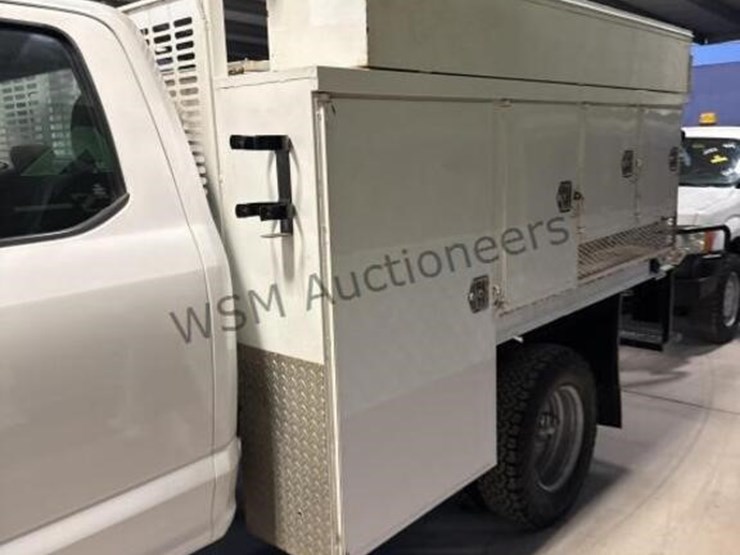 2017-ford-f350-image-5