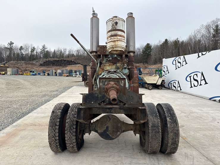 massey-ferguson-8-image-4