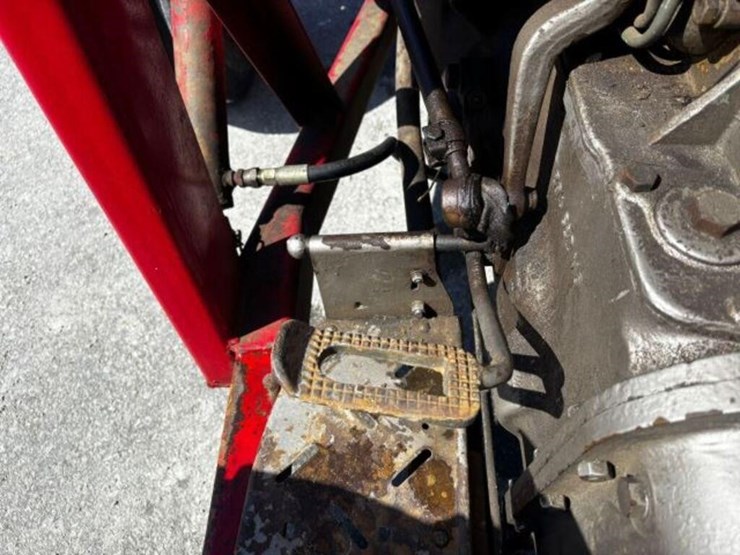 massey-ferguson-135-image-20