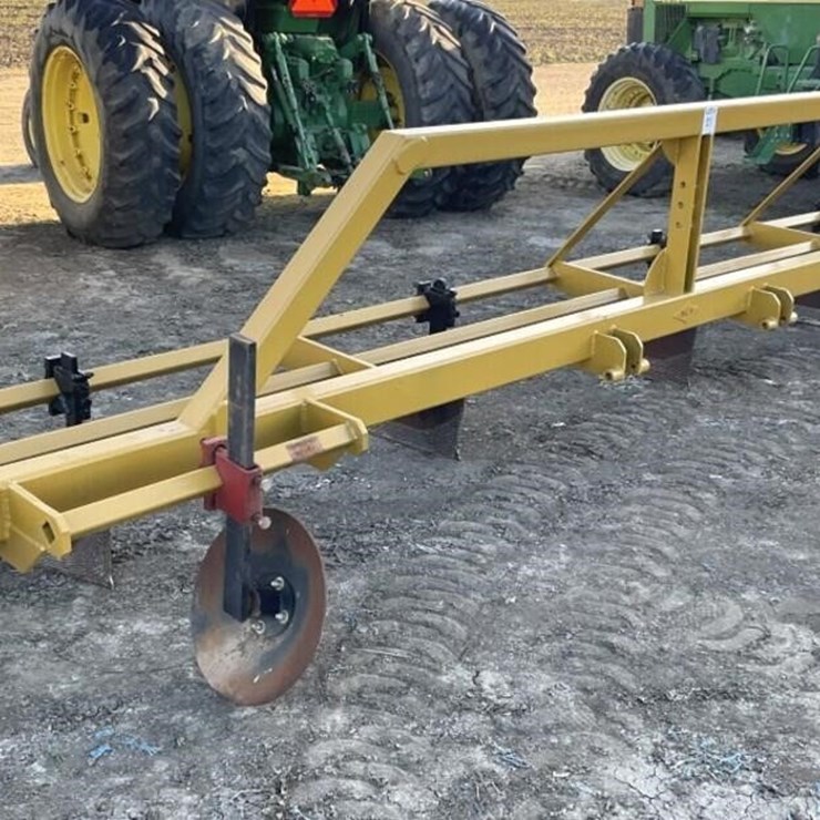 Custom 3-Pt 3-Row 60" Furrow Bar