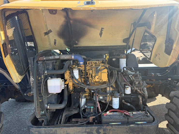 2007-caterpillar-tl1055-image-27