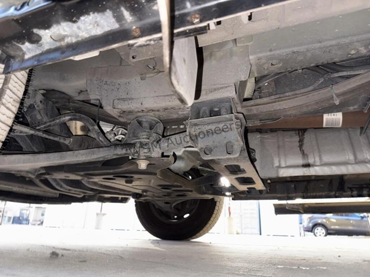 2019-ford-transit-image-29