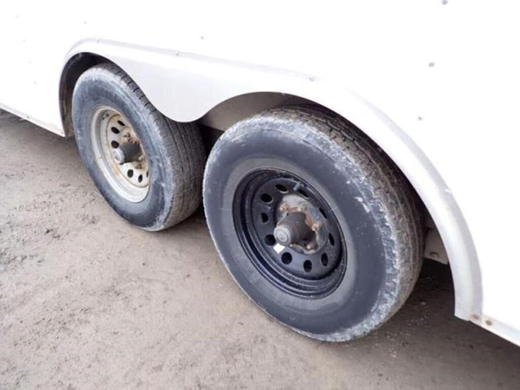 2015-lgs-24-ft-t/a-enclosed-trailer-53bpteb21ha028-image-28