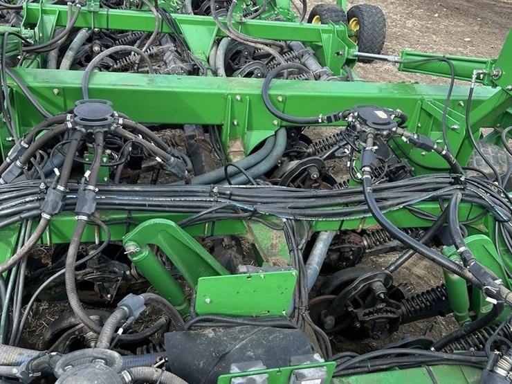 2014-john-deere-1895-image-60