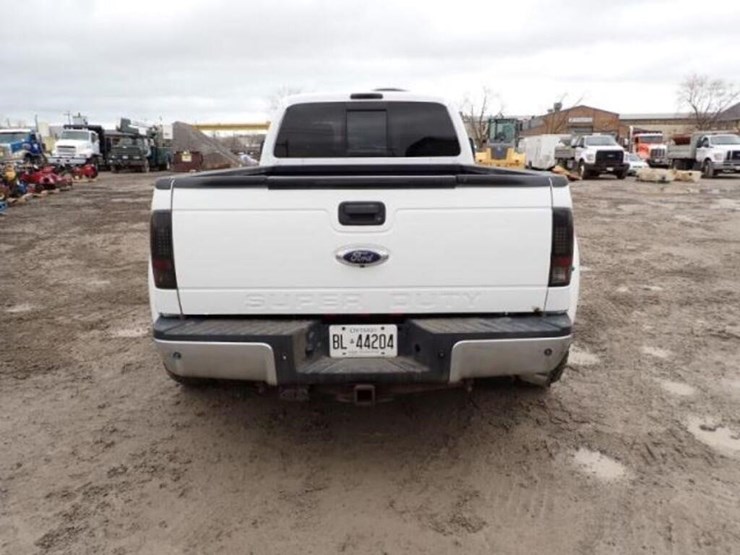 2015-ford-f450-lariat-image-6