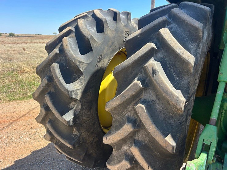 1996-john-deere-8300-image-8