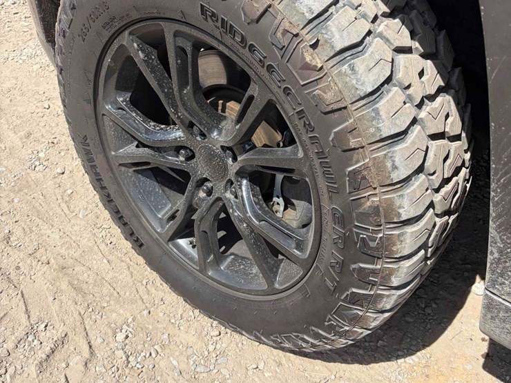 2015-jeep-grand-cherokee-image-8