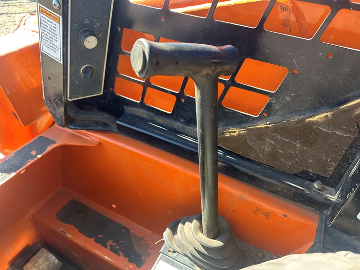 2020-gehl-rt105-image-37