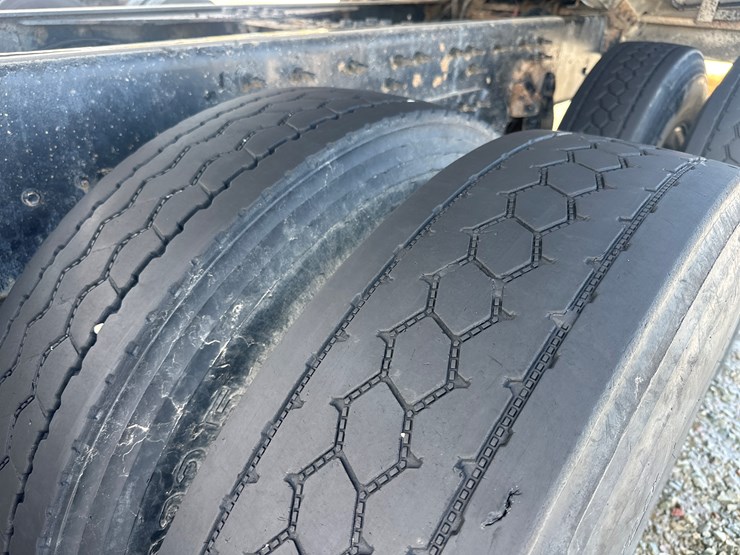 2012-international-7600-image-87