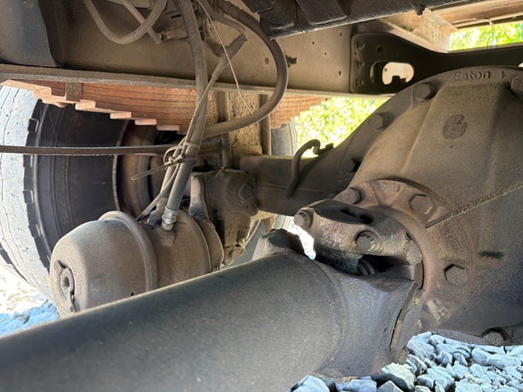 2005-international-durastar-4400-image-16