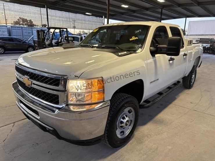 2014-chevrolet-silverado-2500hd-image-4
