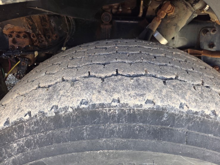 2005-massey-ferguson-8-image-77