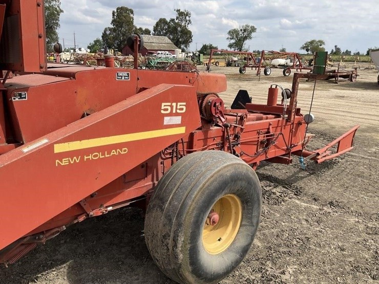 new-holland-515-image-14