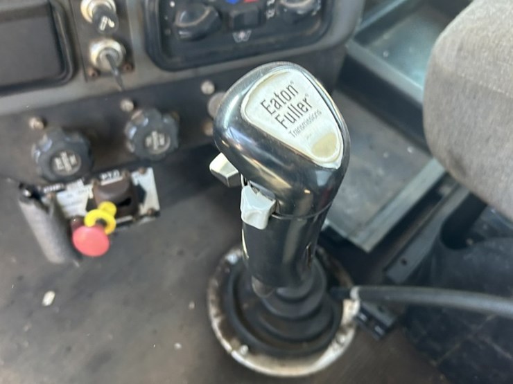 2006-western-star-4900-image-88