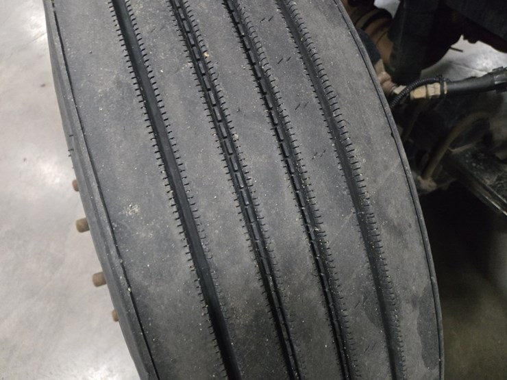 2017-kenworth-t680-image-76