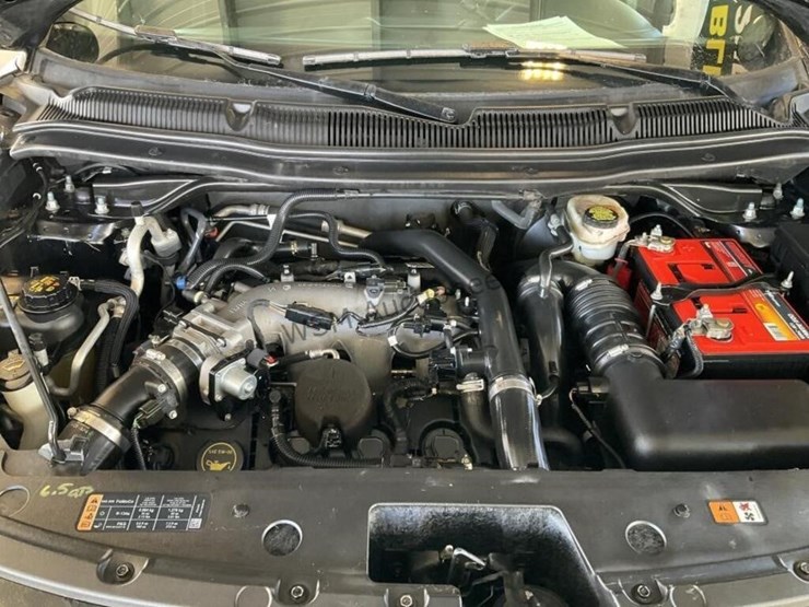 2017-ford-explorer-suv-image-10