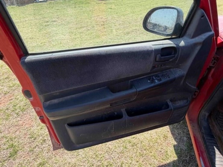 2003-dodge-dakota-image-19