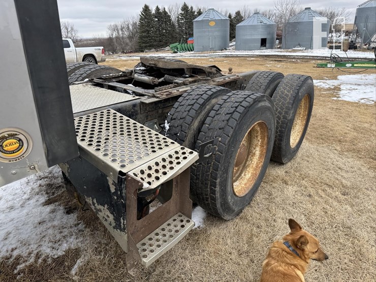 1998-kenworth-t600-image-25