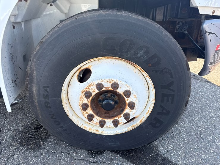 2014-international-4300-sba-image-61