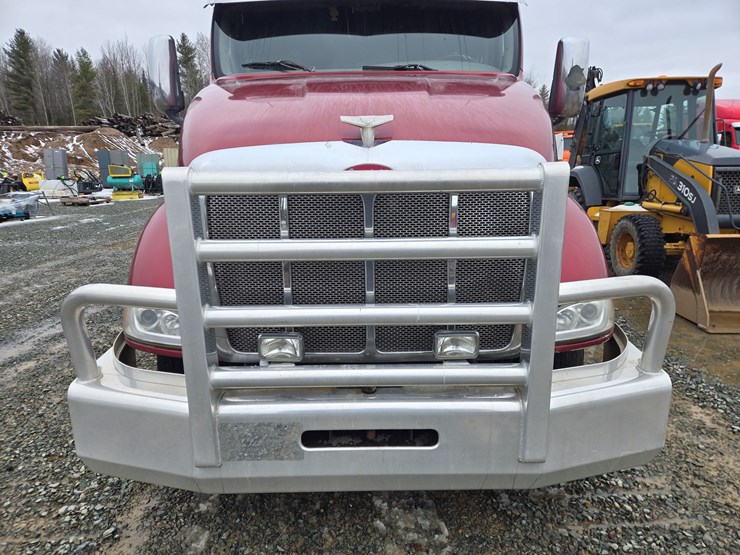 2007-peterbilt-387-image-10