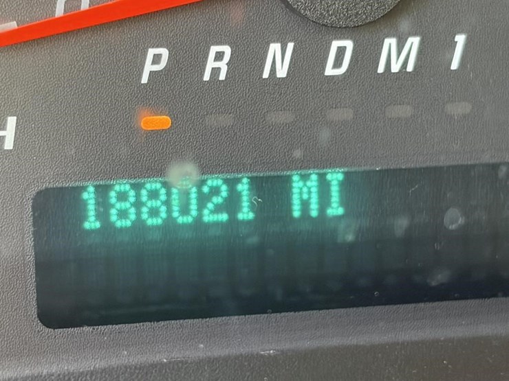 2014-utility-van-image-15