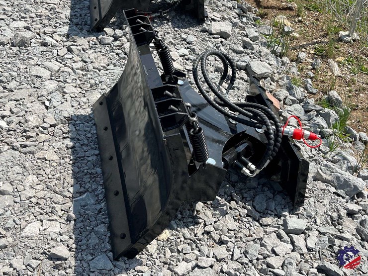 unused-2026-ce-40"-snow-blade-attachment-image-2