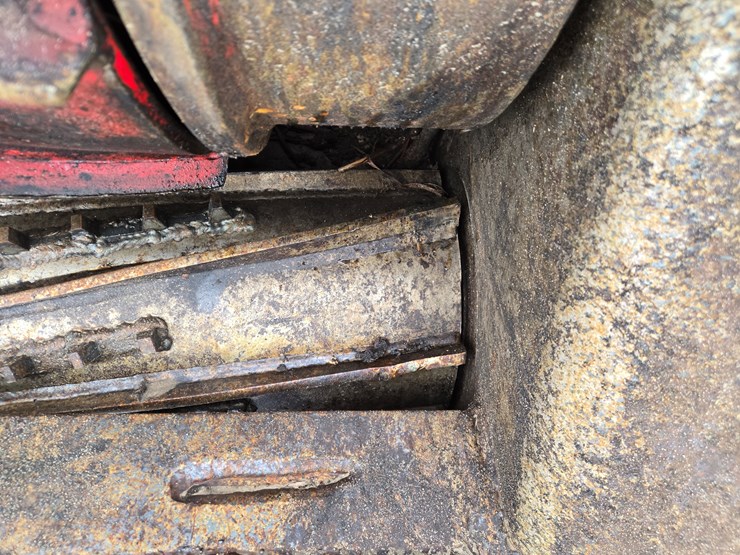 1994-massey-ferguson-8-image-39