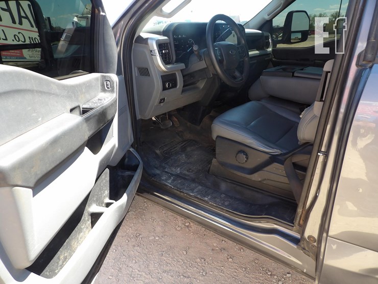 2023-ford-f350-image-11