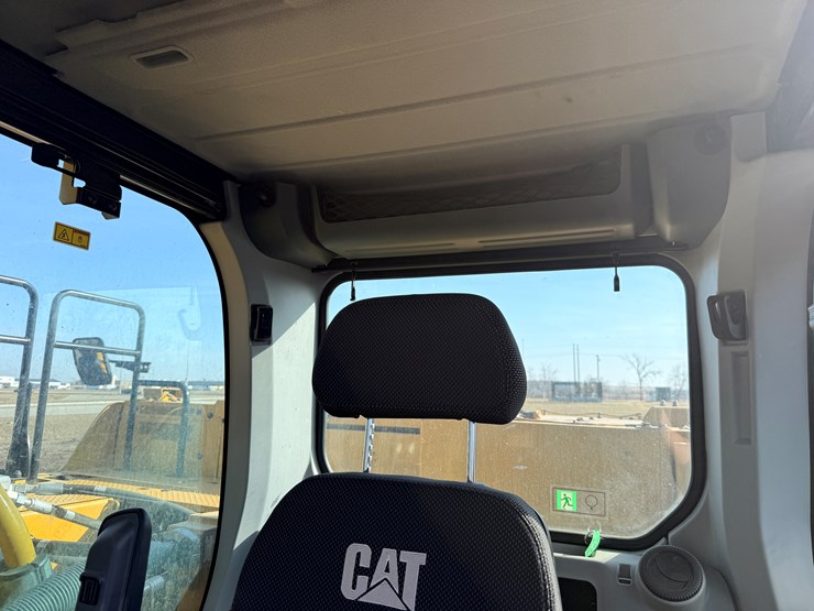 caterpillar-340-image-50