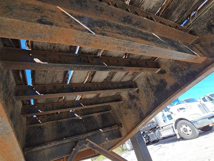 1986-utility-flatbed-image-77