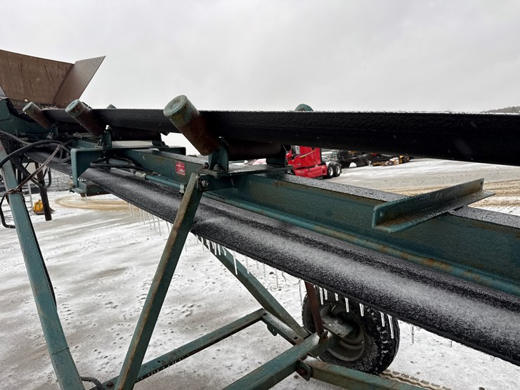 massey-ferguson-8-image-17