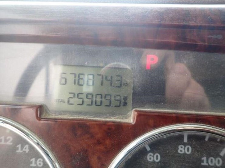 2003-mack-cv713-granite-tri/a-dump-truck-1m2ag10c4-image-9