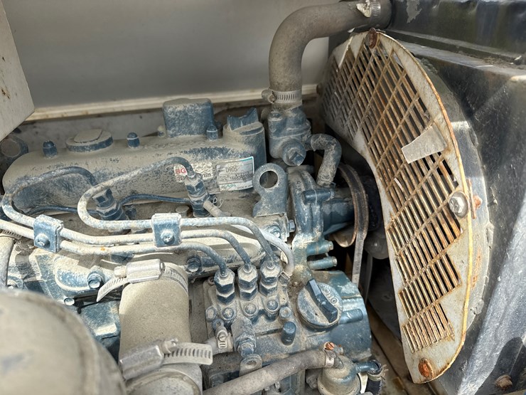 massey-ferguson-8-image-28