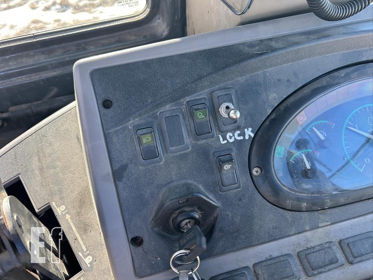 2000-case-570m-xt-image-51