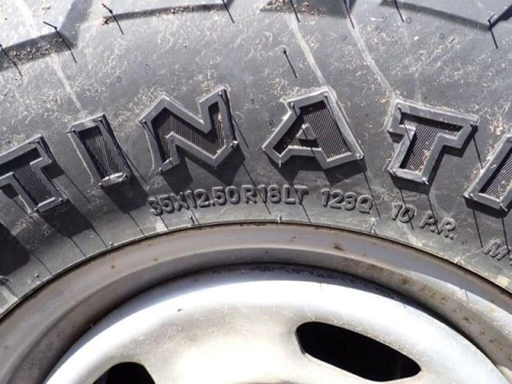 2016-ford-f350-xlt-image-25