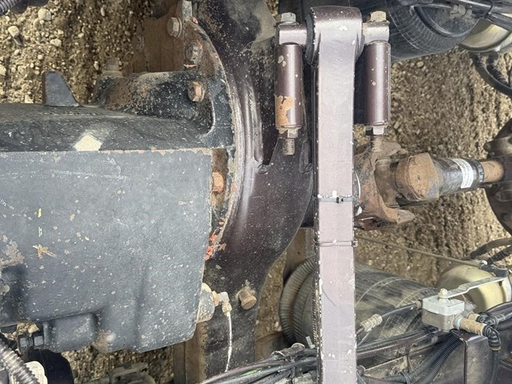 2007-mack-pinnacle-cxp613-image-17